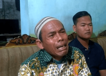 Suratmo rela jual sawah demi anak masuk polisi malah kena tipu oknum, uang Rp900 juta lenyap