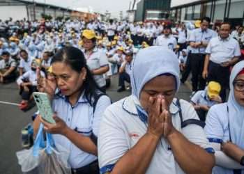 Sedih! Sritex Pailit, belasan ribu karyawan terkena PHK