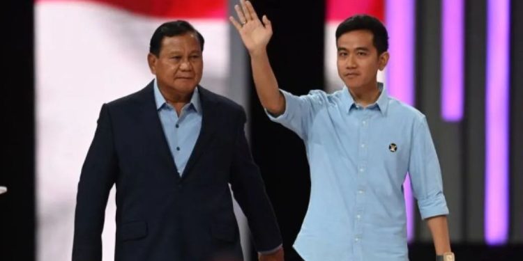 Forum Purnawirawan TNI desak MPR ganti Gibran, Prabowo pilih tahan diri
