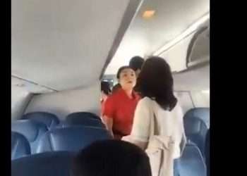 Anggota DPRD Sumut terlibat cekcok dan cekik pramugari di pesawat