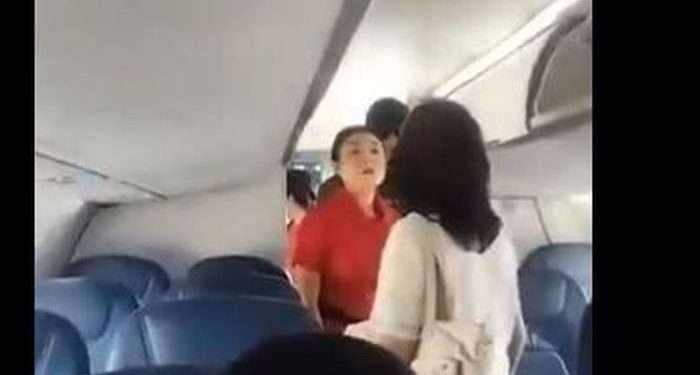 Anggota DPRD Sumut terlibat cekcok dan cekik pramugari di pesawat