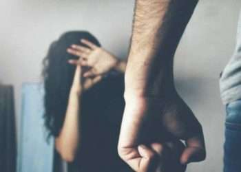 Seorang anak di Surabaya dianiaya ibu kandung gegara uang Lebaran hilang