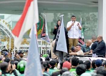 Di hadapan ribuan ojol yang berdemo, Gubernur Bobby Nasution desak aplikator tanggung BPJS driver