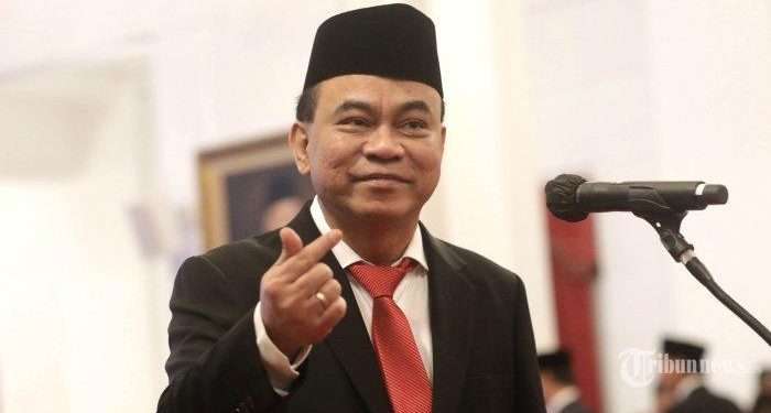 Mantan Menkominfo Budi Arie diduga dapat jatah 50 persen dari situs judi online