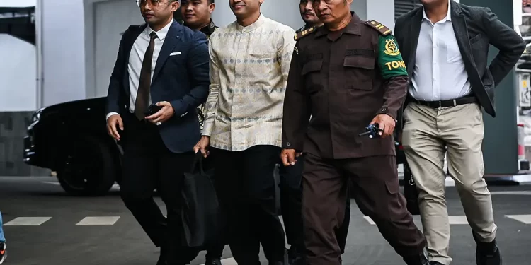 Nadiem Makarim Diperiksa 12 Jam di Kejagung Terkait Kasus Korupsi Laptop Rp9,9 Triliun