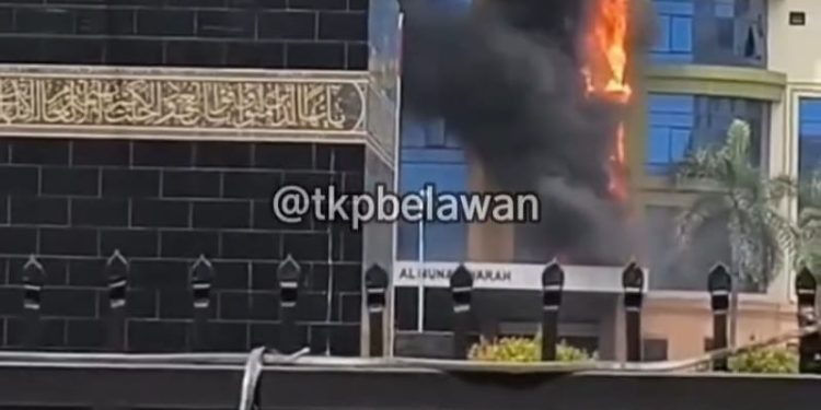 Breaking News! Asrama Haji Medan Terbakar