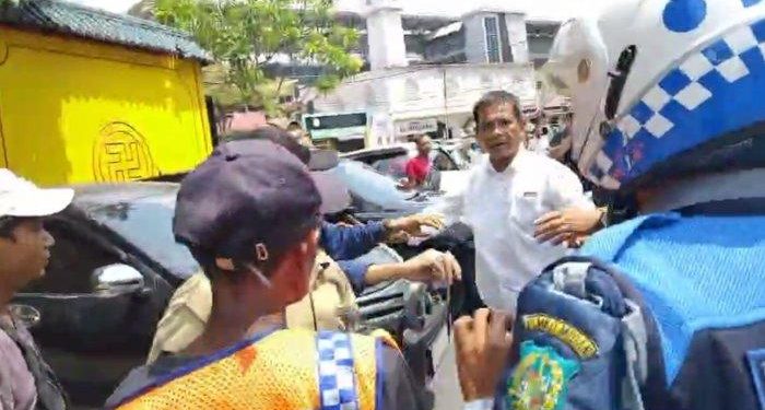 Petugas Dishub Medan Jadi Korban Penganiayaan Saat Tertibkan Parkir Liar di Jalan Jawa