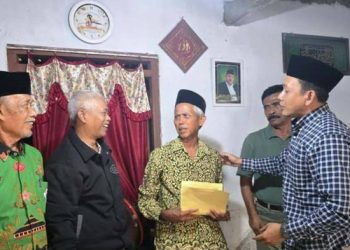 Guru Ngaji yang Didenda Rp25 Juta Akibat Nampar Murid Dapat Bantuan Umroh dan Motor Baru