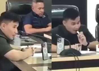 Santai Saat Rapat, Anggota DPRD Termuda dari Golkar ini Ngevape di Tengah Pembahasan PHK Massal