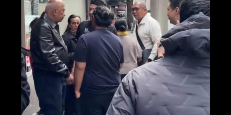 Anggota DPR Melchias Mekeng Ditegur Diaspora Indonesia Usai Kepergok Plesiran ke Australia