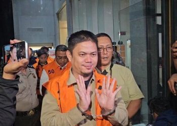 Bupati Koltim Diduga Terima Suap Rp1,6 Miliar Langsung Beli iPhone 16 Pro Max
