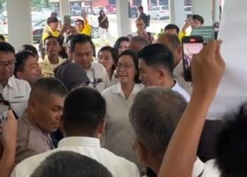 Menkeu Sri Mulyani Dihadang Mahasiswa UI Usai Isi Kuliah Umum, Tak Beri Jawaban atas Tuntutan