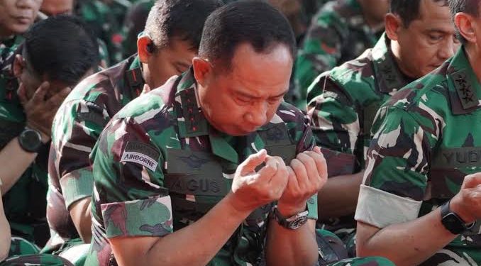 Panglima TNI dan Ribuan Prajurit Gelar Doa Bersama di Monas untuk Persatuan Bangsa