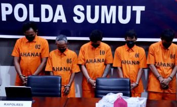 Mahasiswa Tewas Dikeroyok Saat Beristirahat di Masjid Agung Sibolga, Aksi Lima Pelaku Terekam CCTV