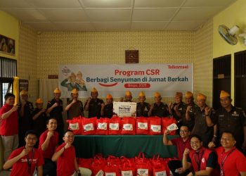 Berbagi Senyuman Jumat Berkah, Telkomsel Bersama Dompet Dhuafa Peduli Veteran di Binjai