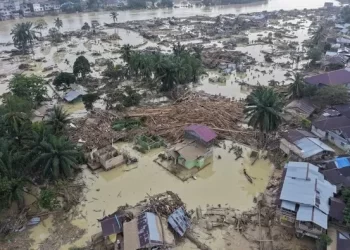 Pengungsi Banjir Bandang Aceh Tamiang Terpaksa Minum Air Keruh, Bantuan Belum Merata