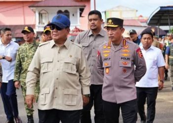 Prabowo Tinjau Lokasi Banjir-Longsor di Tapteng, Pastikan Penanganan Terus Dipercepat