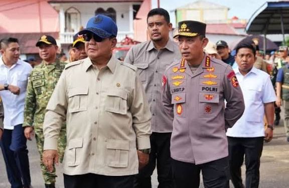 Prabowo Tinjau Lokasi Banjir-Longsor di Tapteng, Pastikan Penanganan Terus Dipercepat