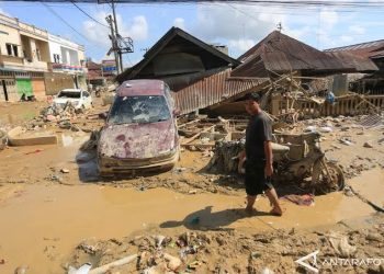 Fakta Terbaru Bencana di Sumatra: Korban Melonjak, Pengungsi Sakit, dan Bau Bangkai Mulai Tercium