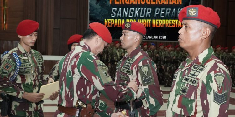 Prajurit Kopassus Serma Edi Sutono Raih Sangkur Perak, Taruhkan Nyawa Demi Rekan Latihan