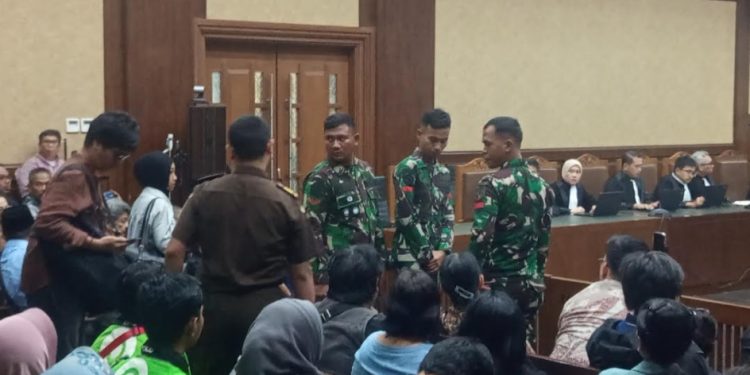 Kehadiran Prajurit TNI di Sidang Nadiem Dipertanyakan Hakim, Ini Penjelasan Jaksa dan Mabes TNI
