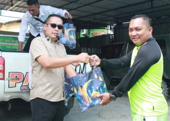 Sambut Idul Fitri, PT Macan Sejahtera Cahaya Beri Hampers Lebaran kepada Ratusan Satpam