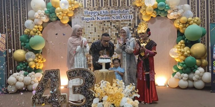 Meriah dan Penuh Makna Warnai Perayaan HUT Direktur Operasional PT Macan Sejahtera Cahaya Kasim SH MH