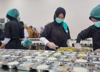 Ratusan Dapur Program Makan Bergizi Gratis di Sumatera Disetop Sementara, Sumut Terbanyak