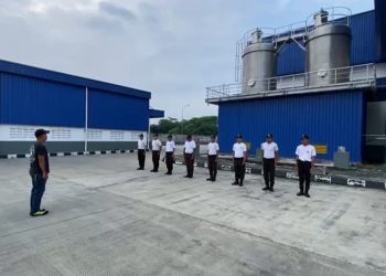 Satpam PT Macan Sejahtera Cahaya Gelar Apel dan Pembinaan di Pabrik Sari Roti Pekanbaru