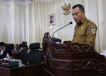 Bupati Batu Bara Berikan Tanggapan Terhadap Pandangan Fraksi Atas Nota LKPJ