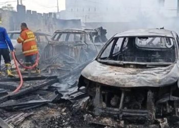 Kebakaran di Gudang Penitipan Kendaraan di Kisaran, 19 Mobil Hangus Terbakar