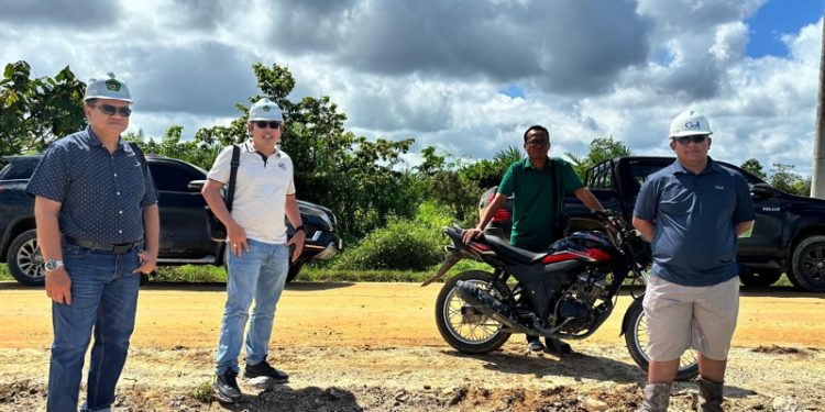 Sidak Perkebunan Sawit, Dir Ops PT Macan Sejahtera Cahaya Apresiasi Kinerja Pekerja di PT Gandaerah Hendana