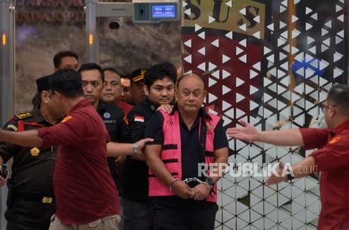 BREAKING NEWS: Eks Kepala BGN Dadan Hindayana Resmi Ditahan Kejagung