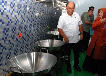 Dadan Hindayana Dicopot dari Kepala BGN, Dugaan Jual Beli Dapur MBG Mencuat