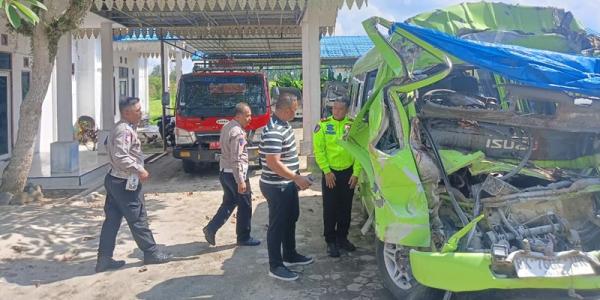 Hendak ke Besilam untuk Wisata Religi, 7 Warga Tanjungbalai Tewas di Jalan Tol