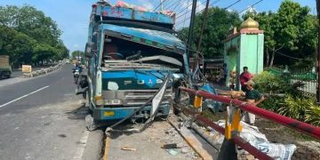 Truk Fuso Tabrak Jembatan dan Seruduk Siswa SD di Tanjung Morawa