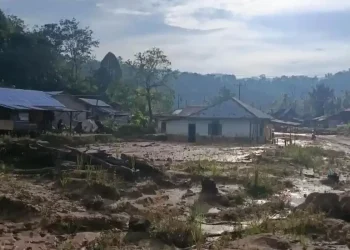 Gubernur Sumut Terbitkan Instruksi Siaga Hidrometeorologi, Warga Diminta Waspadai Banjir dan Longsor