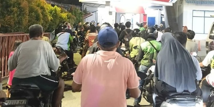 Heboh Antrean BBM Mengular di Medan, Bobby Nasution dan Pertamina Bilang Begini