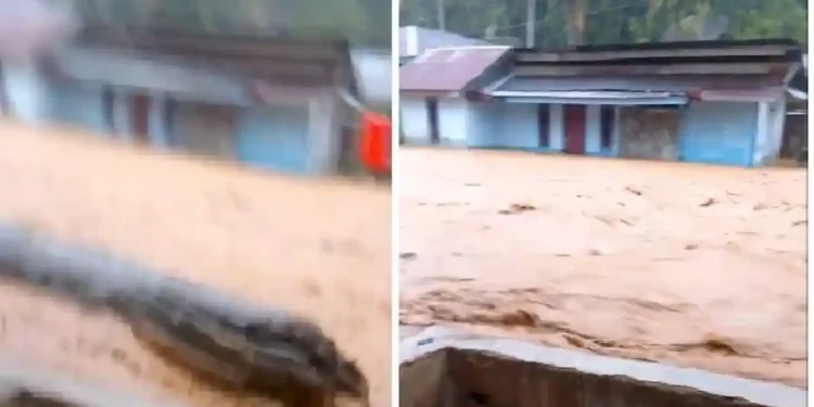 Hutanabolon Kembali Diterjang Banjir Bandang, Warga Menangis Minta Tolong: Selamatkan Nyawa Kami Ya Allah