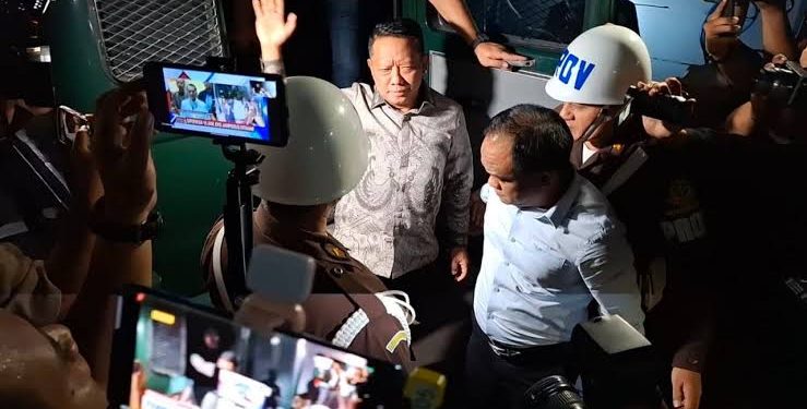 Kejagung Minta Maaf Febrie Adriansyah Tak Diborgol dan Tanpa Rompi Tahanan Karena Masih Menerima Gaji