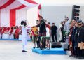 HUT RI ke-81, Bobby Nasution Pilih Berdiri Bersama Peserta Upacara di Bawah Terik Matahari