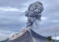 Breaking News! Gunung Sinabung Meletus, Abu Vulkanik Membubung hingga 3.500 Meter