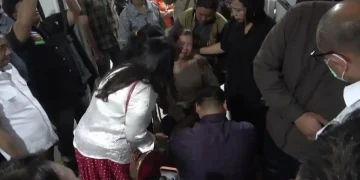 Orangtua Siswa Korban Keracunan MBG Mengamuk di Depan Kepala BGN: Apa Racun yang Dimakan Anak Saya