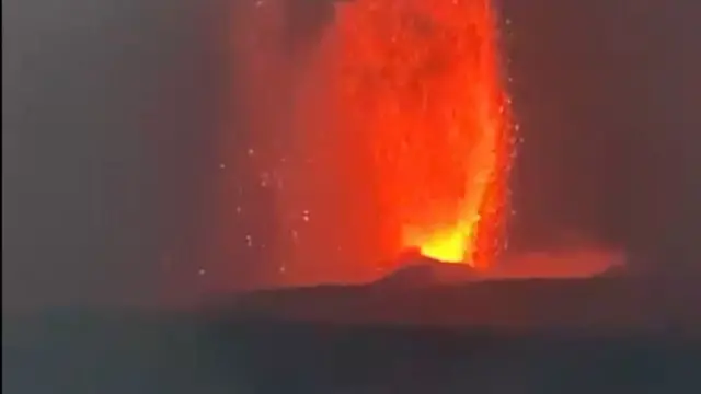 Gunung Anak Krakatau Kembali Erupsi, Warga Diminta Menjauh 3 Kilometer