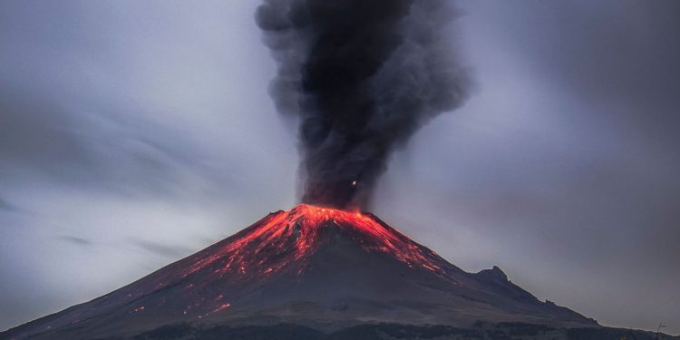 Empat Gunung Api Meletus dalam Sehari, Ahli Ungkap Fakta Sebenarnya