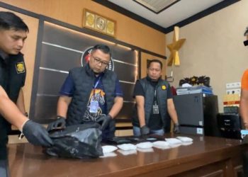Penumpang Travel Medan-Aceh Ditangkap Bawa 480 Gram Sabu, Disembunyikan di Ruang Khusus Tas
