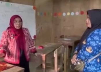 SD di Kampar 22 Tahun Berdinding Triplek, Wabup Mengaku Baru Tahu