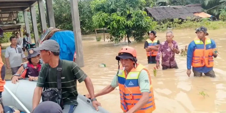 Banjir Besitang Rendam Jalinsum Medan-Aceh, Ratusan KK Terpaksa Mengungsi