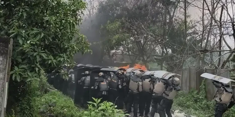 Eksekusi Lahan di Helvetia Memanas, Empat Polisi Jadi Korban Lemparan dan Molotov