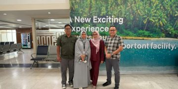 Penuh Haru, Direksi PT Macan Sejahtera Cahaya Lepas Karyawan Berangkat Umrah